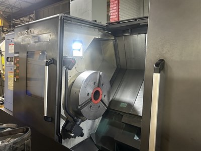DOOSAN PUMA 5100LB CNC UNIVERSAL LONG BED LATHE